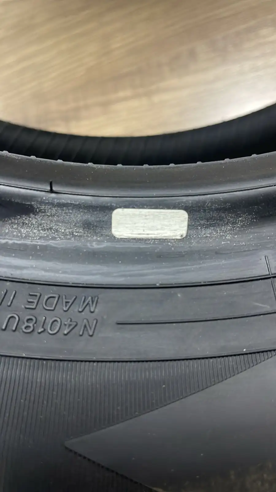 فضيحة الإطارات المغشوشة: ما دور الجمارك وكيف ستتحرك "حماية المستهلك"؟